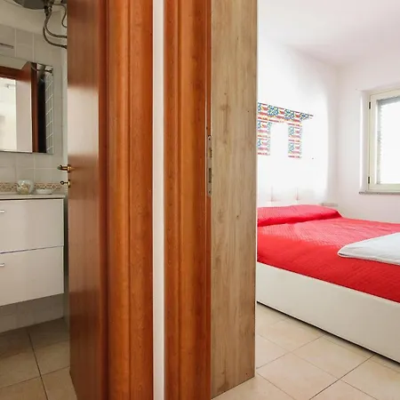 Lejlighed Nice In Isca Marina With Kitchenette